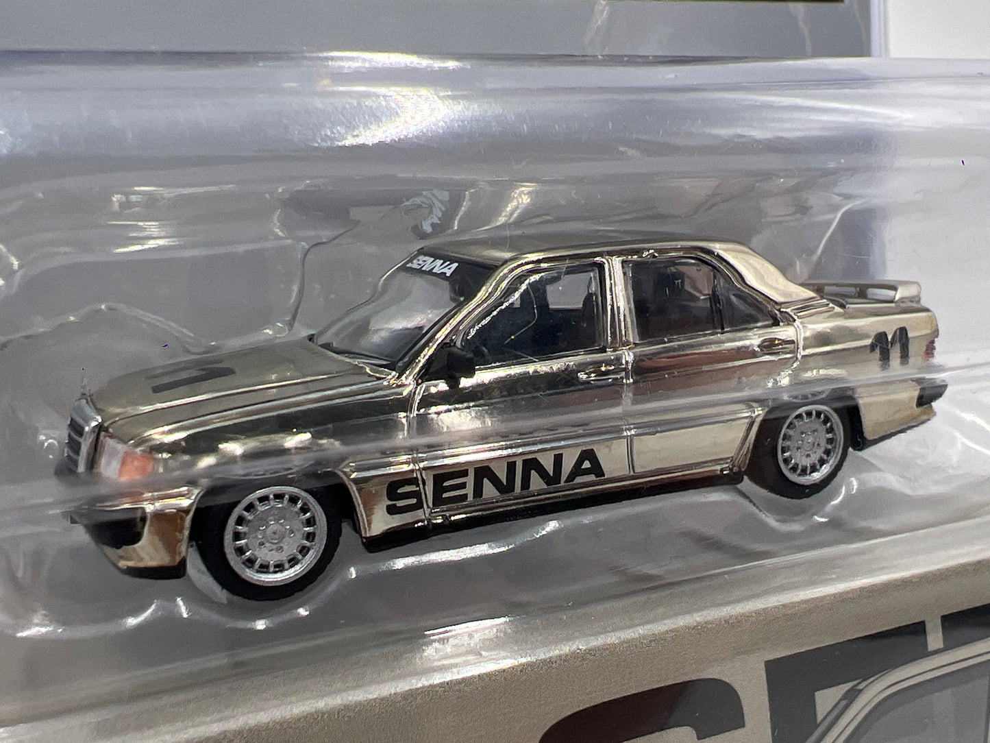 Tarmac Works Mijo Exclusives CHASE Mercedes-Benz 190 E 2.3-16 Senna Race Of Champion 1984