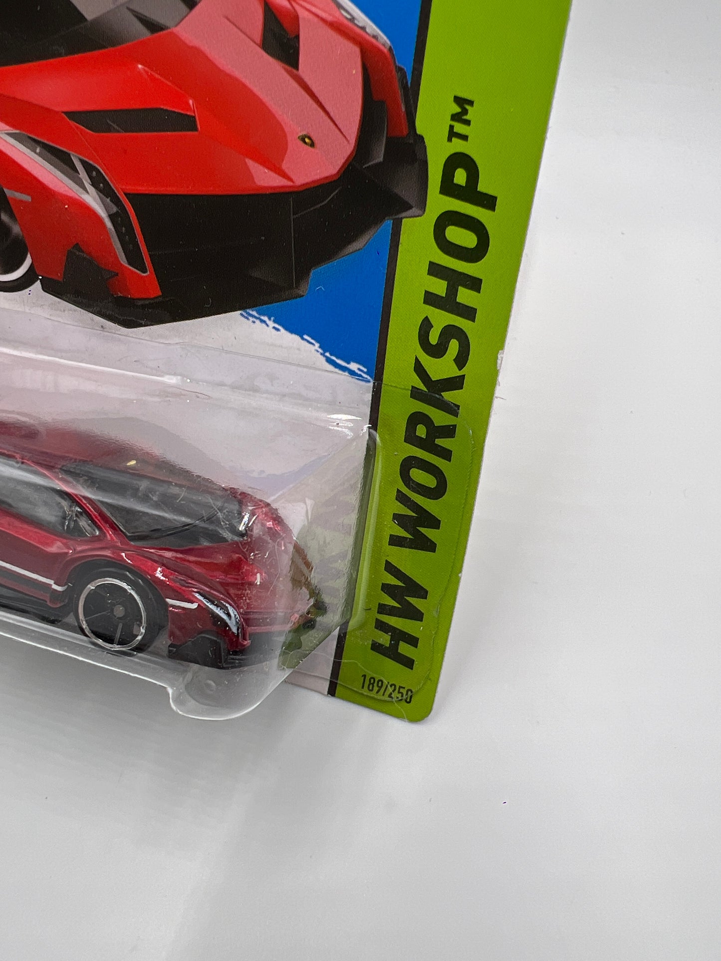 2015 Hot Wheels Workshop #189 Lamborghini Veneno Red