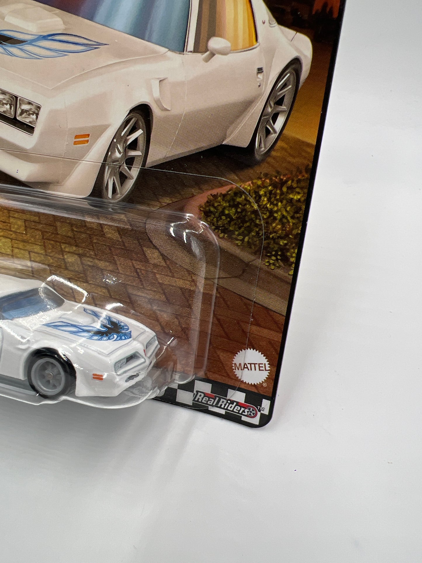Hot Wheels Premium Boulevard #134 77 Pontiac Firebird TA White 260C
