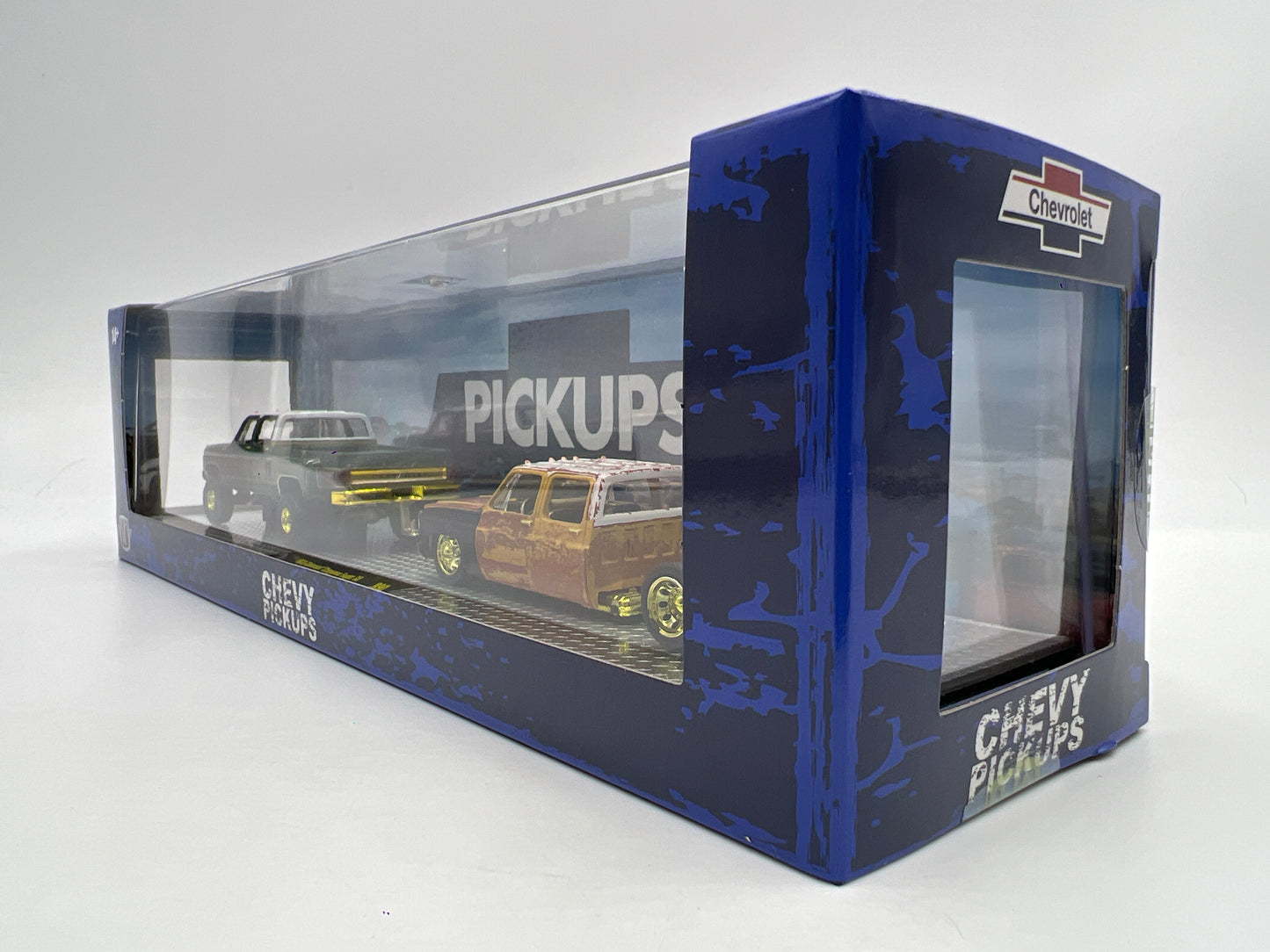 M2 Machines Auto Haulers CHASE 1973 Chevrolet Cheyenne Super 30 & 1975 Chevrolet Silverado 30 4x4 R90
