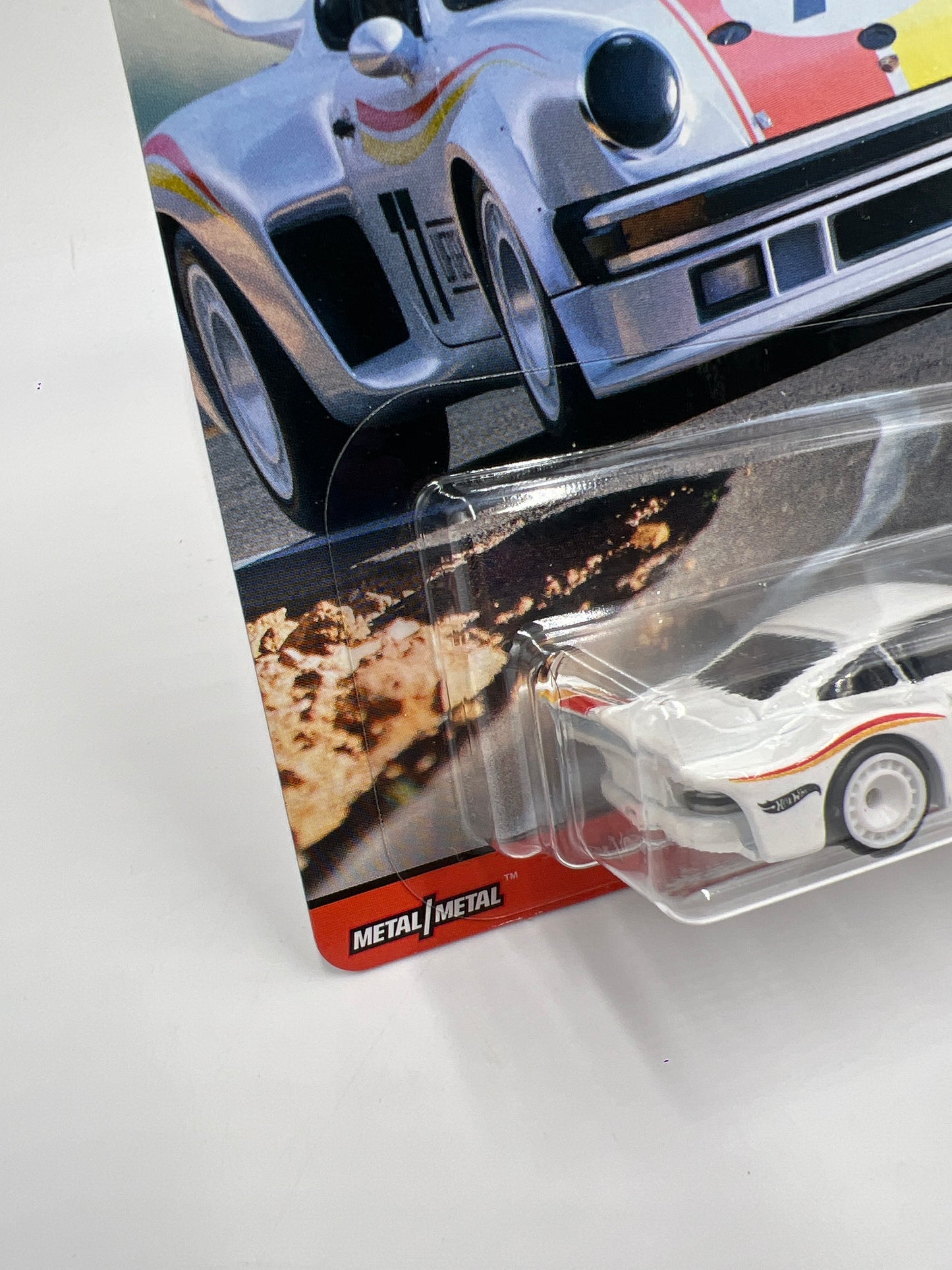 Hot Wheels Premium Thrill Climbers #2 Porsche 934.5 White W/Protector