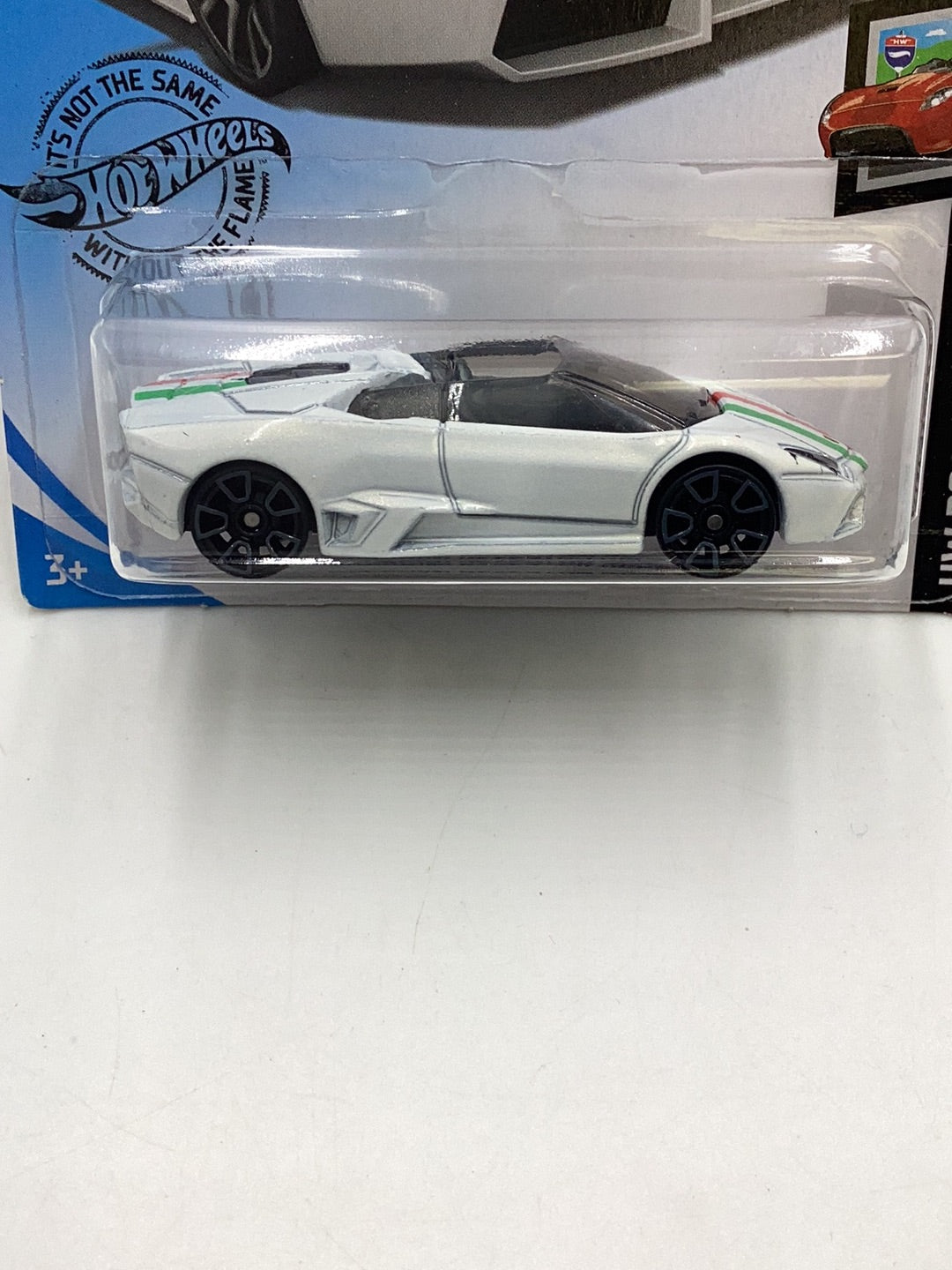 2019 Hot wheels #18 Lamborghini Reventon Roadster 101i