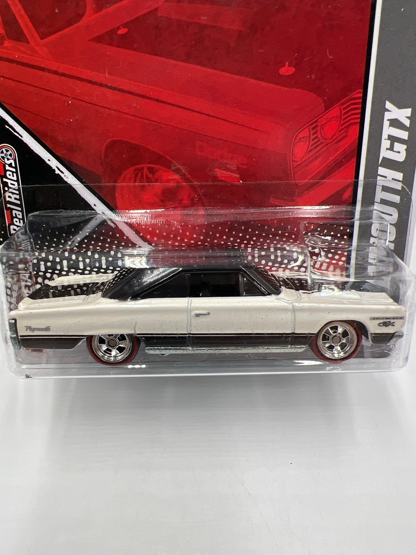 Hot Wheels Premium Garage Series #10 70 Buick GSX White