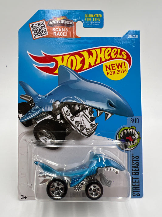 2016 Hot Wheels Street Beasts #208 Shark Bite Blue W/Protector Cracked Blister