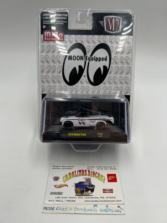 M2 Machines Mijo Exclusives Moon Equipped 1974 Datsun Truck Mooneyes White MJS26 201E
