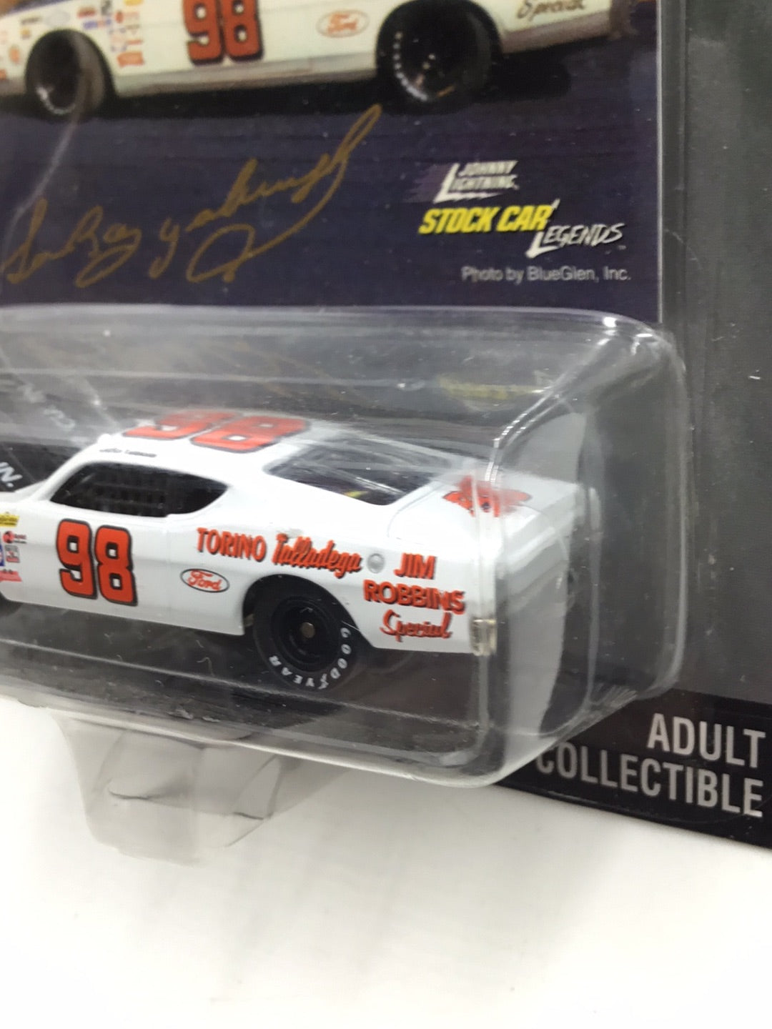 Johnny lightning Stock Car Legends #98 Leeroy Yarbrough Ford Talladega QQ1