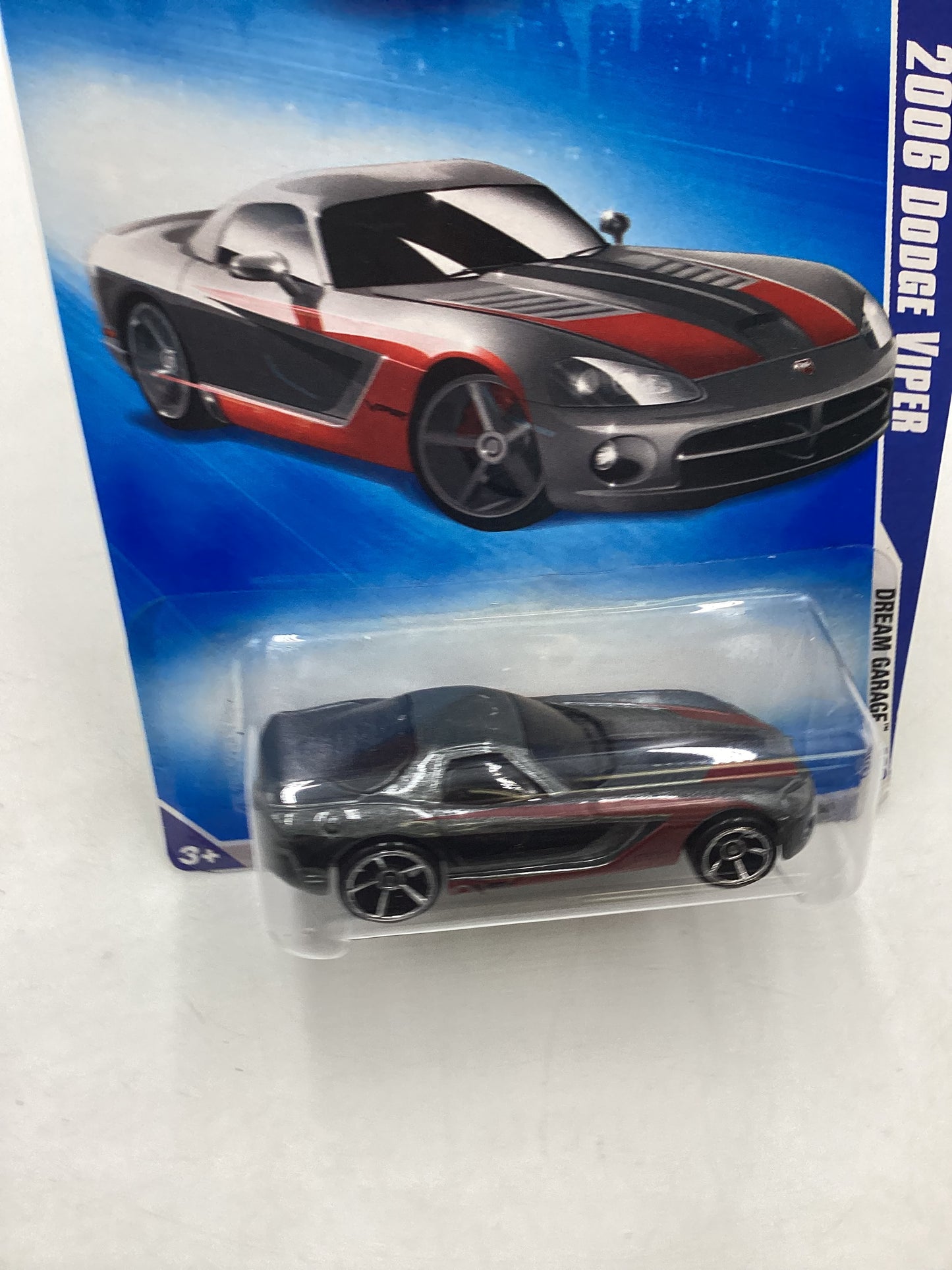 2009 Hot Wheels #147 2006 Dodge Viper Gray 52B