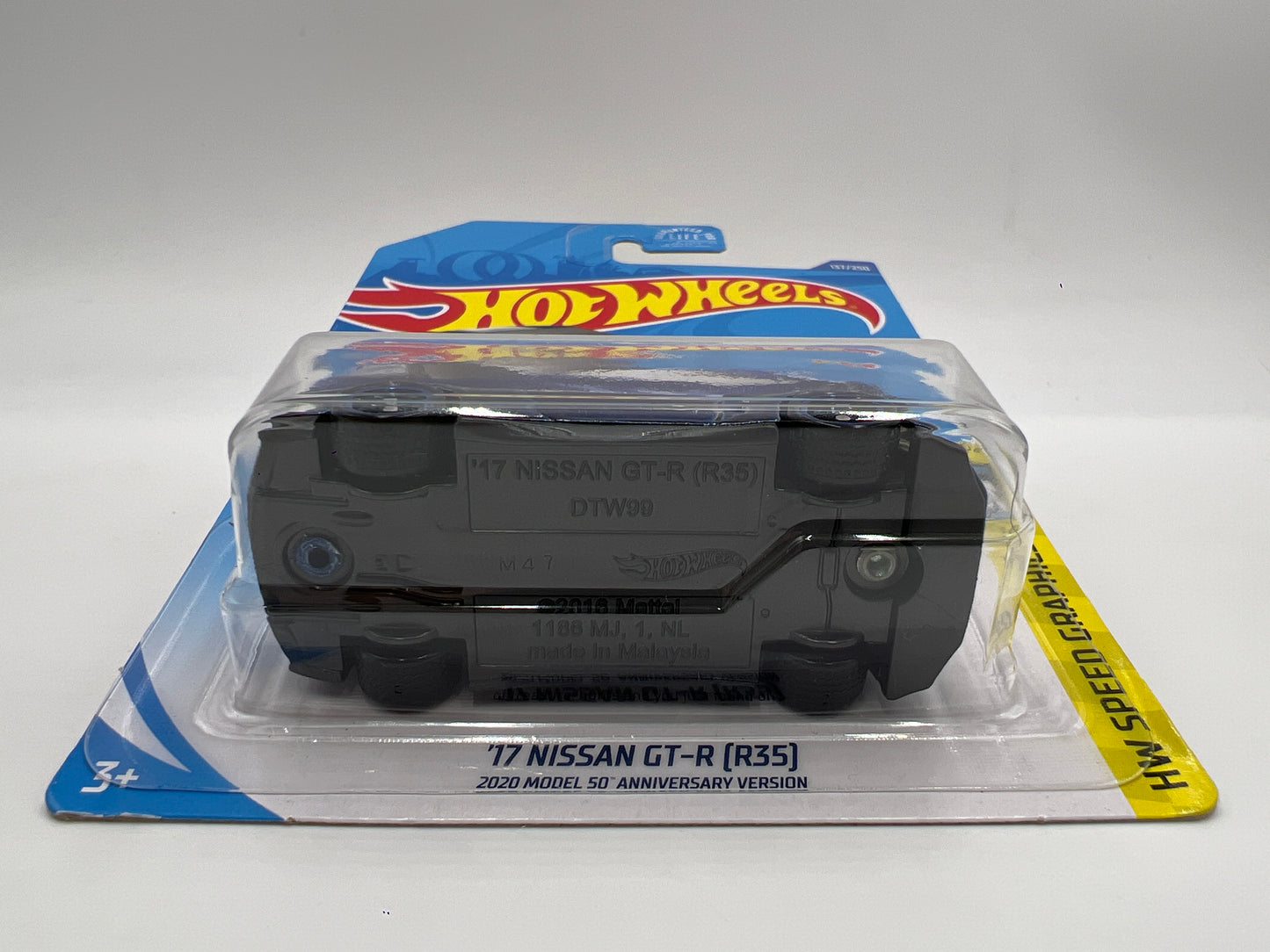 2020 Hot Wheels Super Treasure Hunt #137 17 Nissan GT-R R35 Blue W/Protector See Description