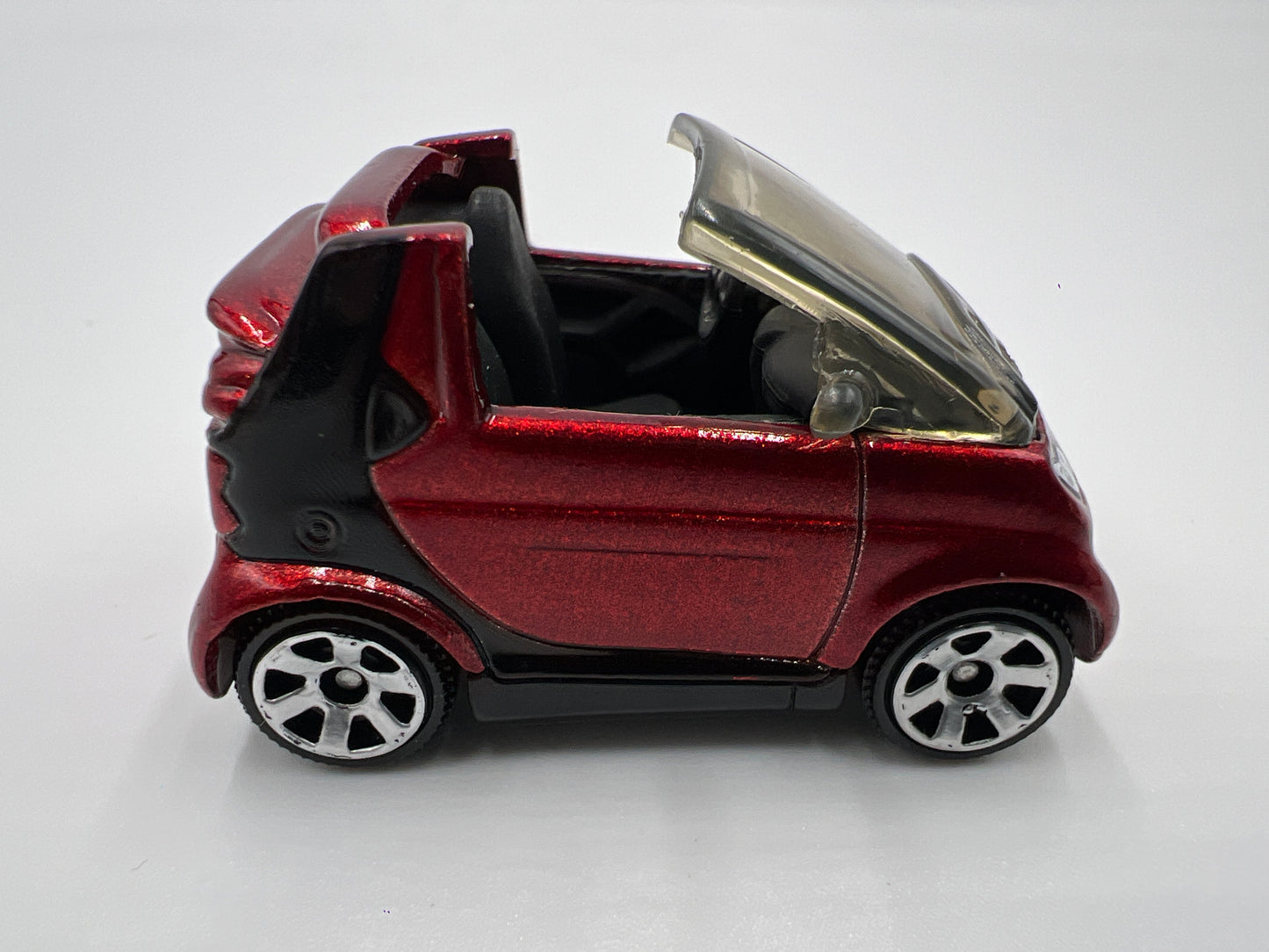 Matchbox 1/64 Smart Fortwo Coupe Red Loose