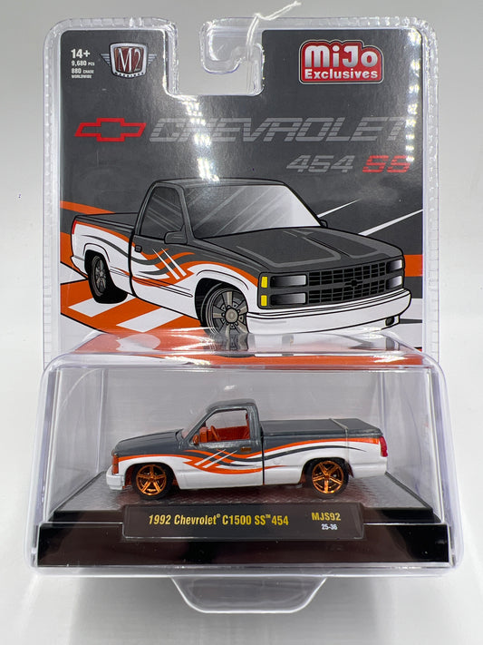 M2 Machines MiJo Exclusives CHASE 1992 Chevrolet C1500 SS 454 MJS92