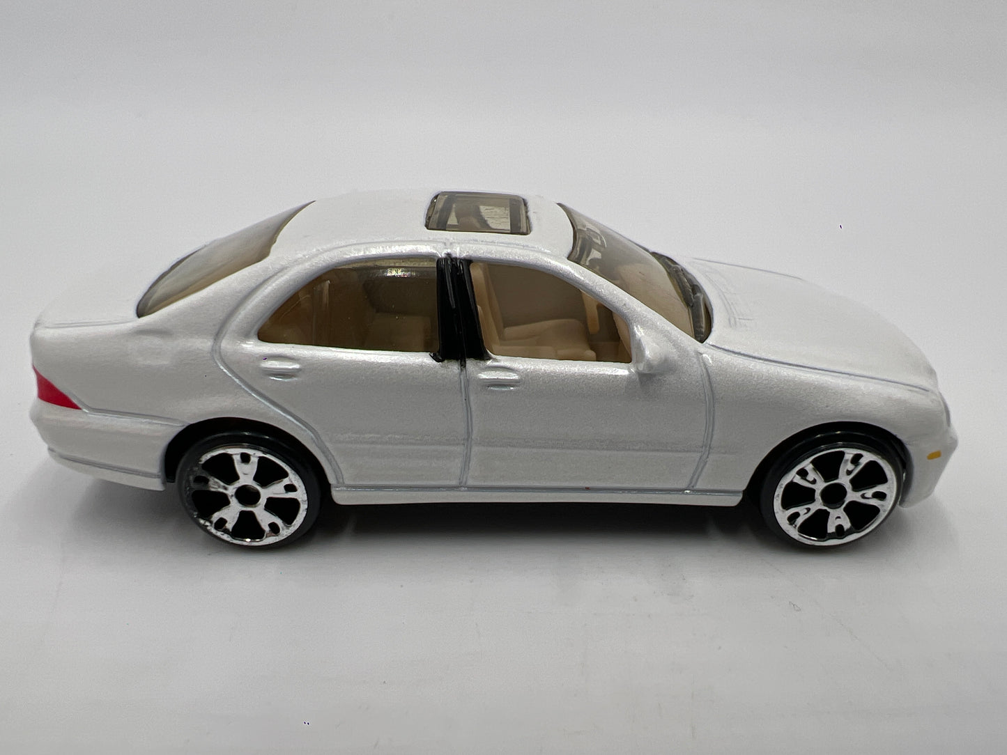 Matchbox 1/64 Superfast #60 Mercedes-Benz S 500 White Loose