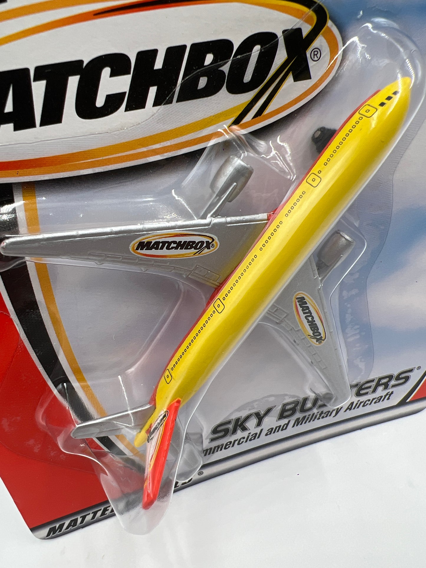 Matchbox Sky Busters Commercial Matchbox Airlines Boeing 777-200 Yellow WW3