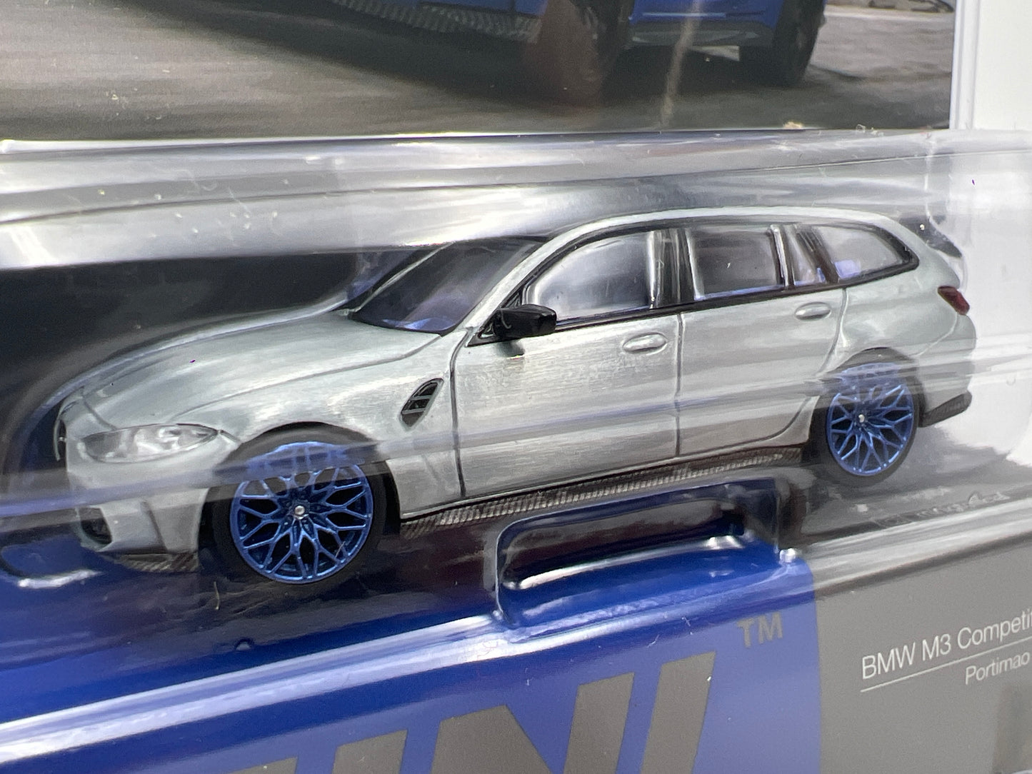 Mini GT #1090 CHASE BMW M3 Competition Touring Blue