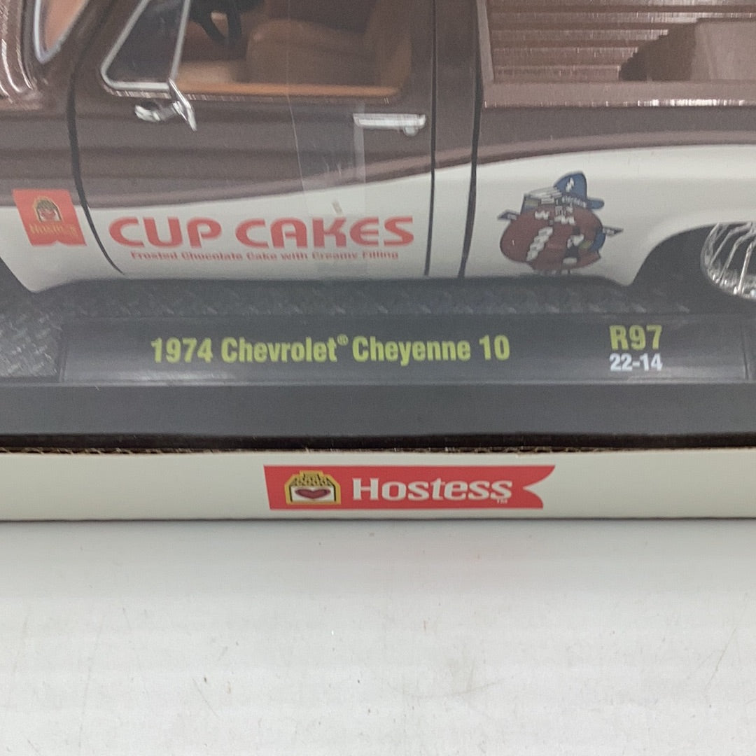 M2 Machines 1/24 1974 Chevrolet Cheyenne 10 R97