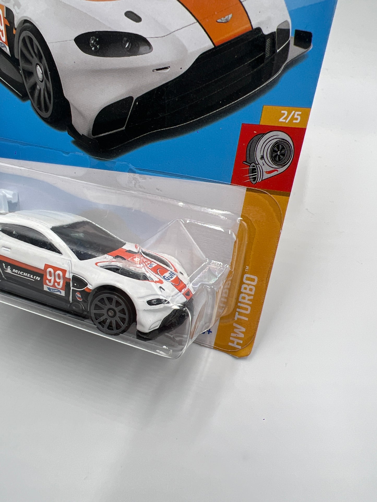 2023 Hot Wheels Turbo #98 Aston Martin Vantage GTE White Gulf 106B