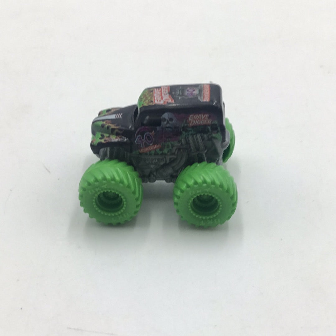 2023 Spin Master monster jam mini series 11 #781 Grave Digger 40th Anniversary