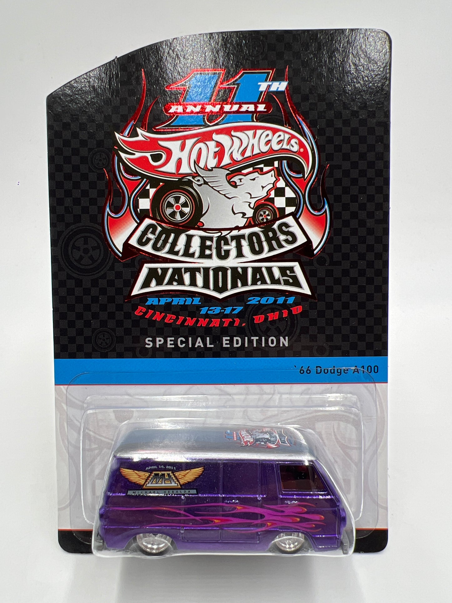 2011 Hot Wheels 11th Annual Collectors Nationals OH Dinner Car #625/1200 66 Dodge A100 W/Protector
