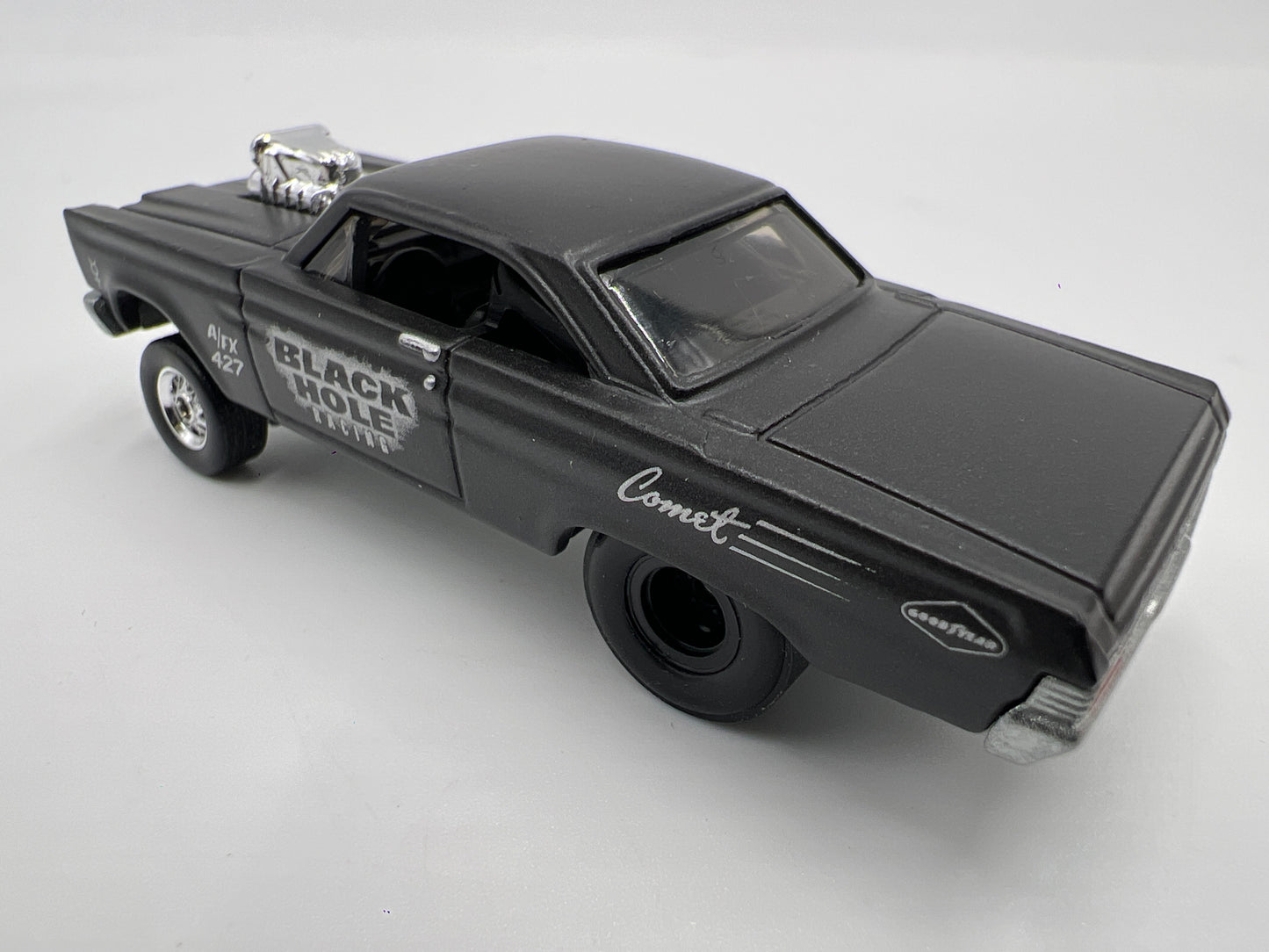 Hot Wheels 1/64 Premium Diorama Set 65 Mercury Comet Cyclone Matte Black Hole Loose