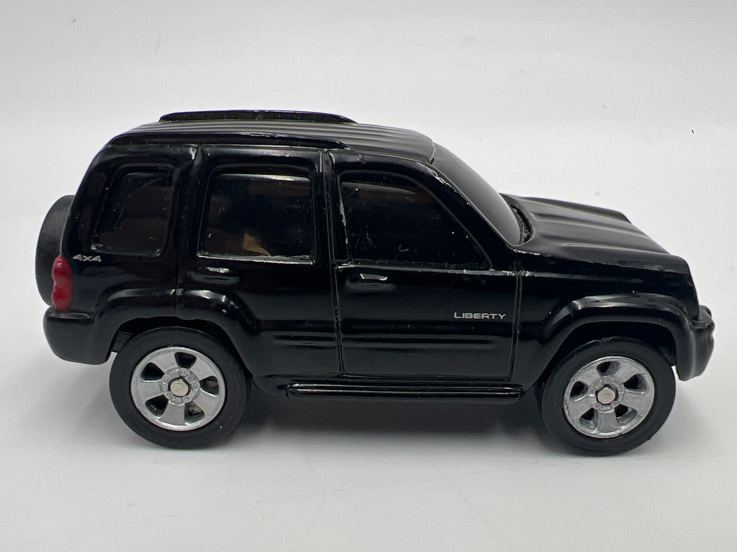 Maisto 1/64 Scale 2002 Jeep Liberty Black Loose
