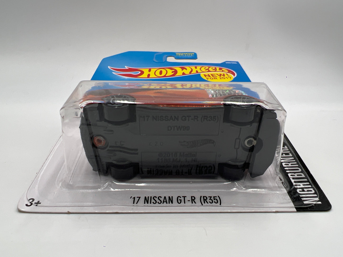 2017 Hot Wheels Factory Sealed Nightburnerz #282 17 Nissan GT-R R35 Orange W/Protector