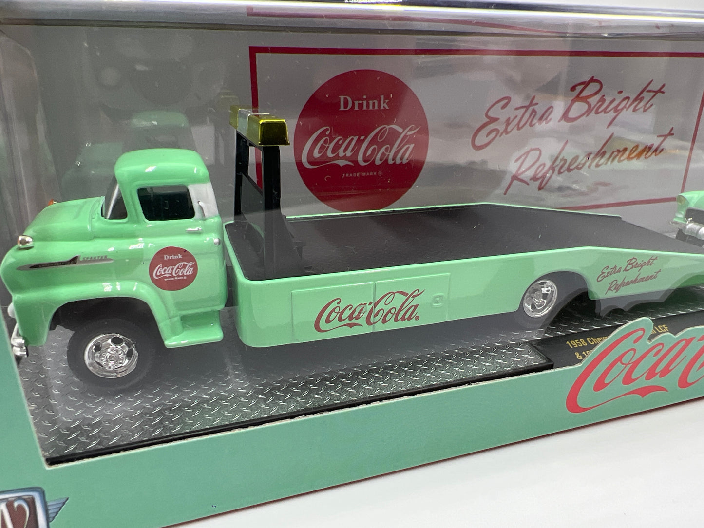 M2 Machines Auto Haulers Coca Cola 1958 Chevrolet Spartan LCF & 1955 Chevrolet Bel Air Gasser TW11