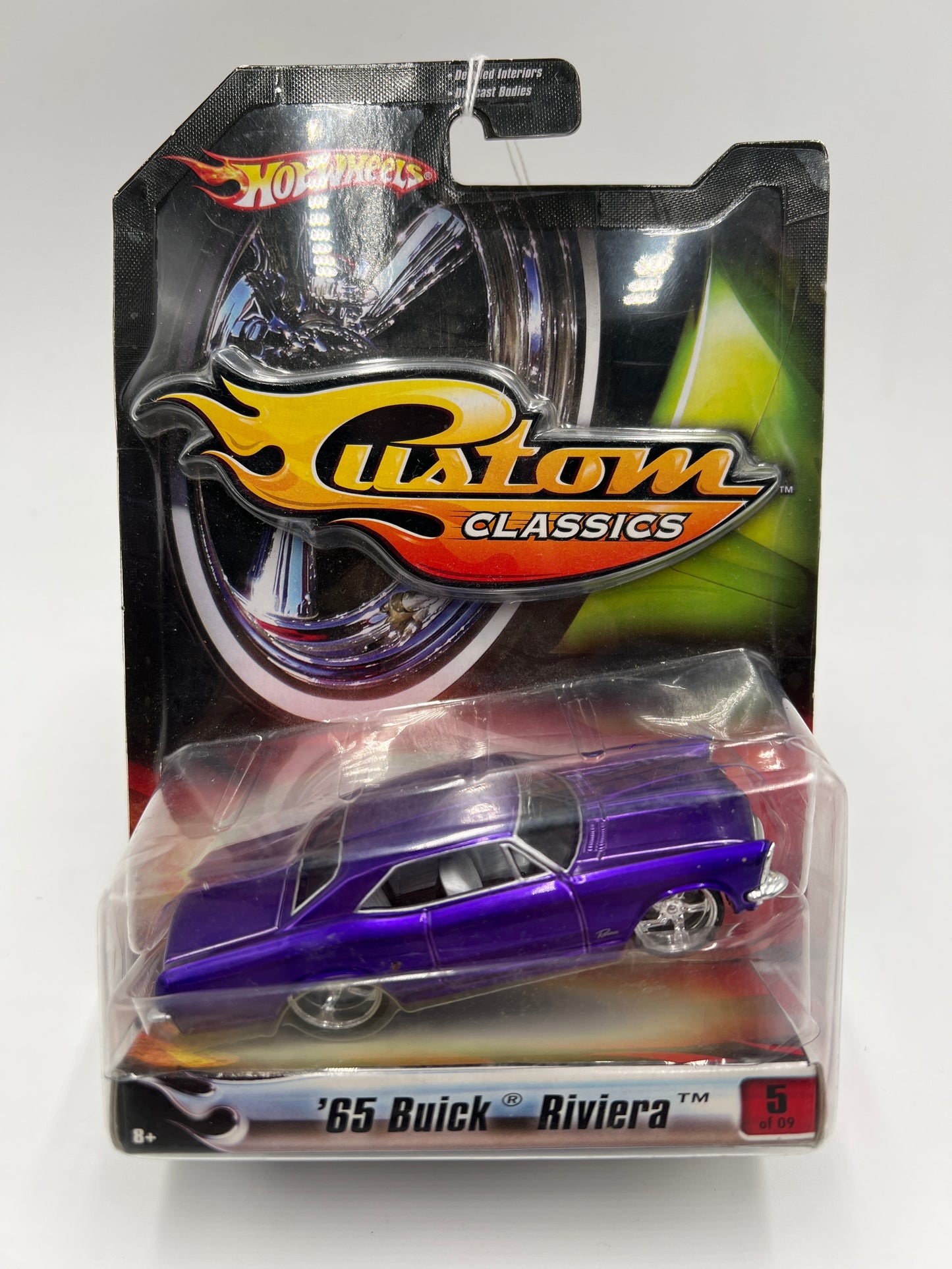 Hot Wheels 1:50 Custom Classics #5 65 Buick Riviera Purple SR