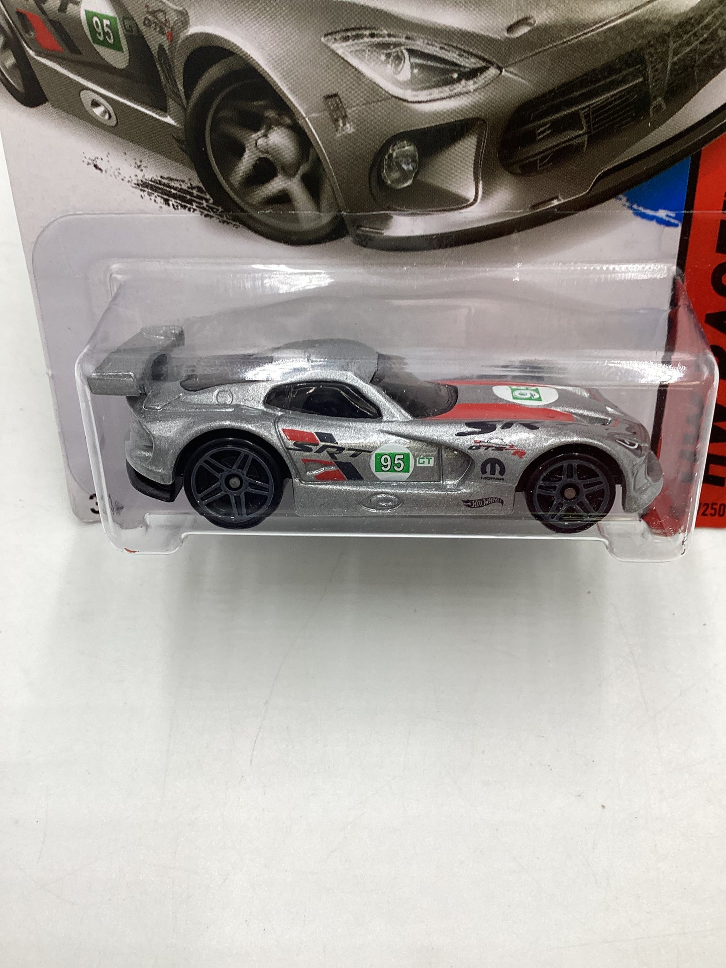 2015 Hot Wheels HW Race #150 SRT Viper GTS-R Silver 60E