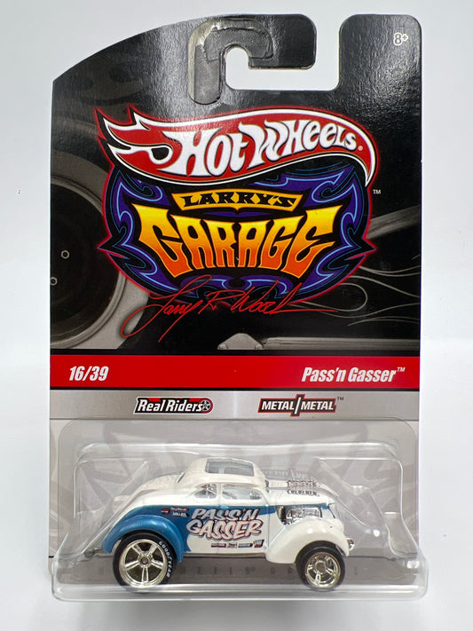 Hot Wheels Premium Larrys Garage #16 Pass N Gasser White/Blue