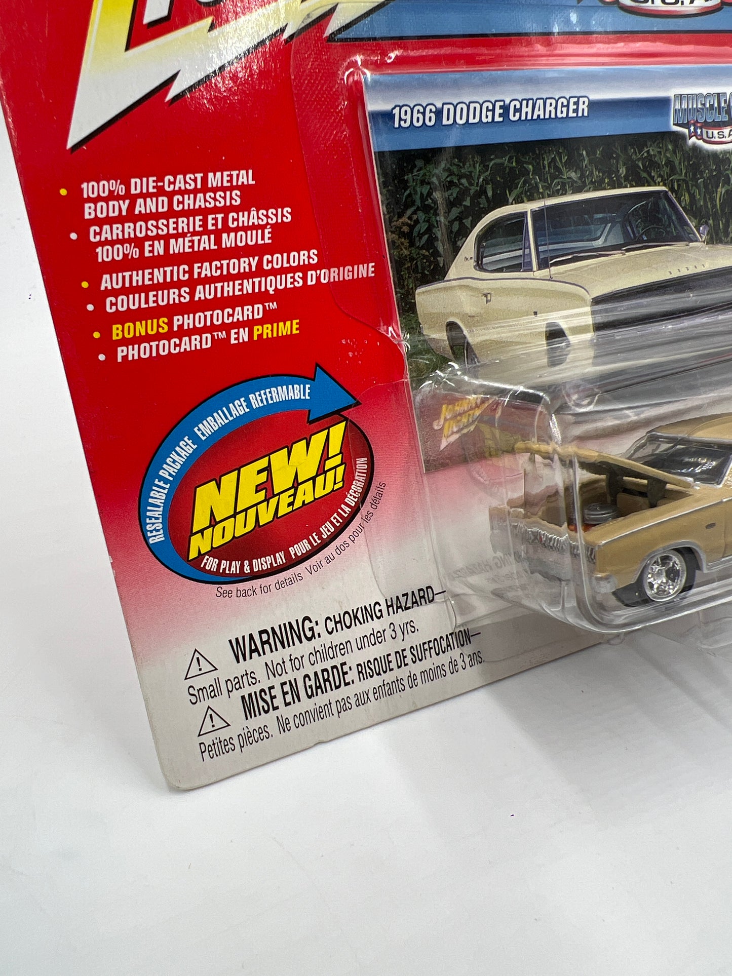 Johnny Lightning Muscle Cars USA #13 1966 Dodge Charger Gold 219A