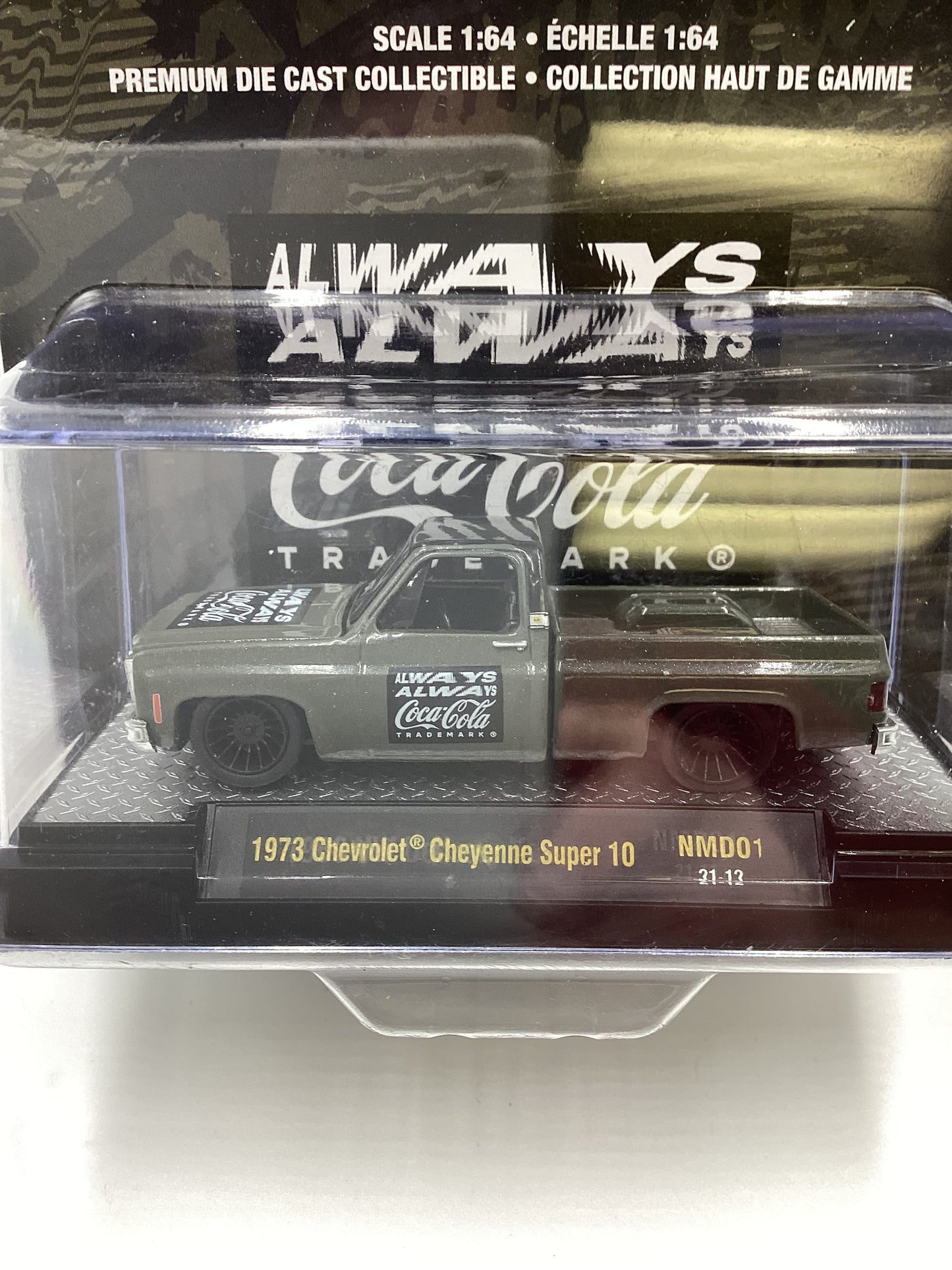 M2 Machines 1973 Chevrolet Cheyenne Coca Cola NMD01