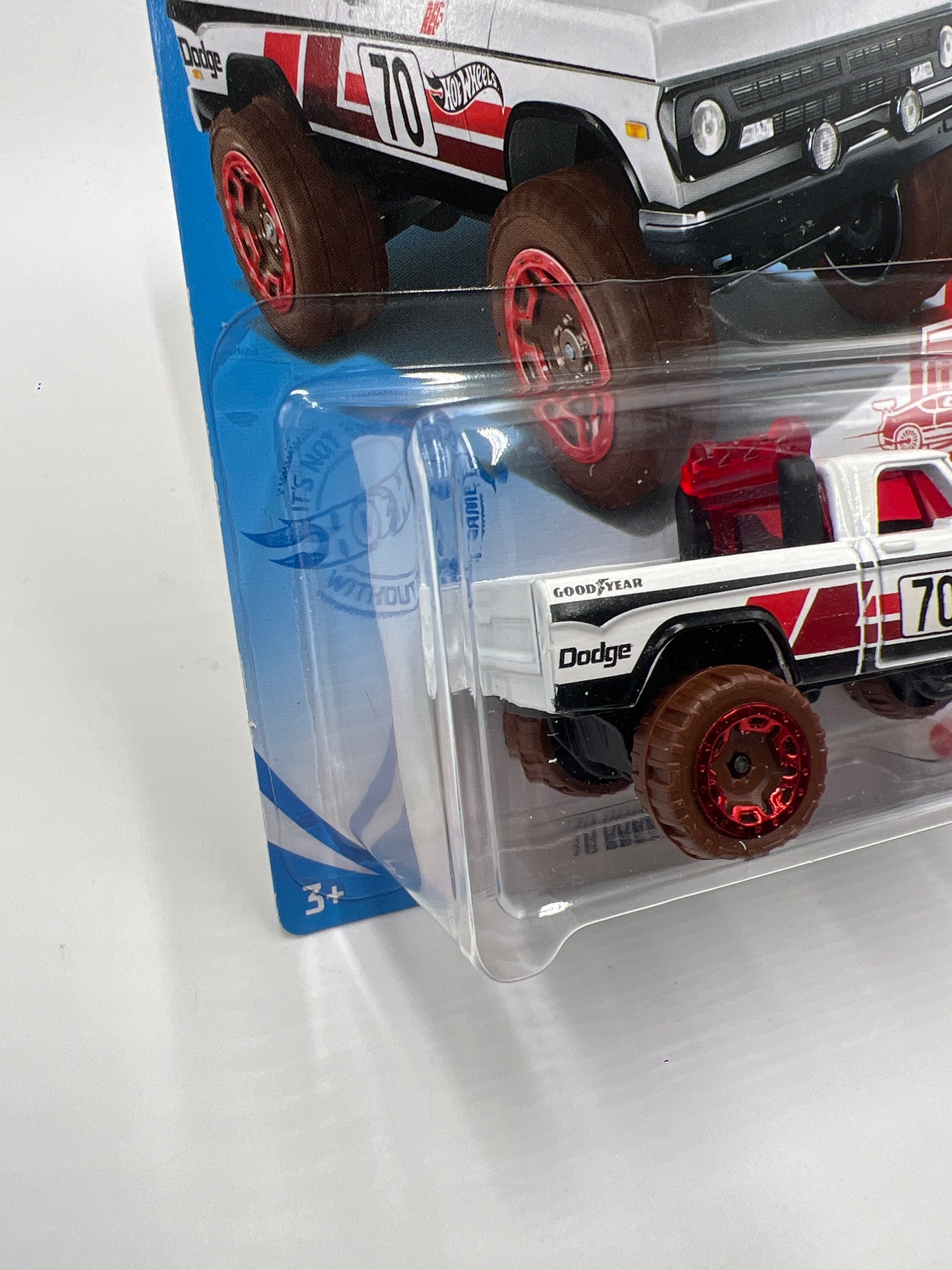 2021 Hot Wheels Target Exclusive Red Edition #3 70 Dodge Power Wagon White 147B