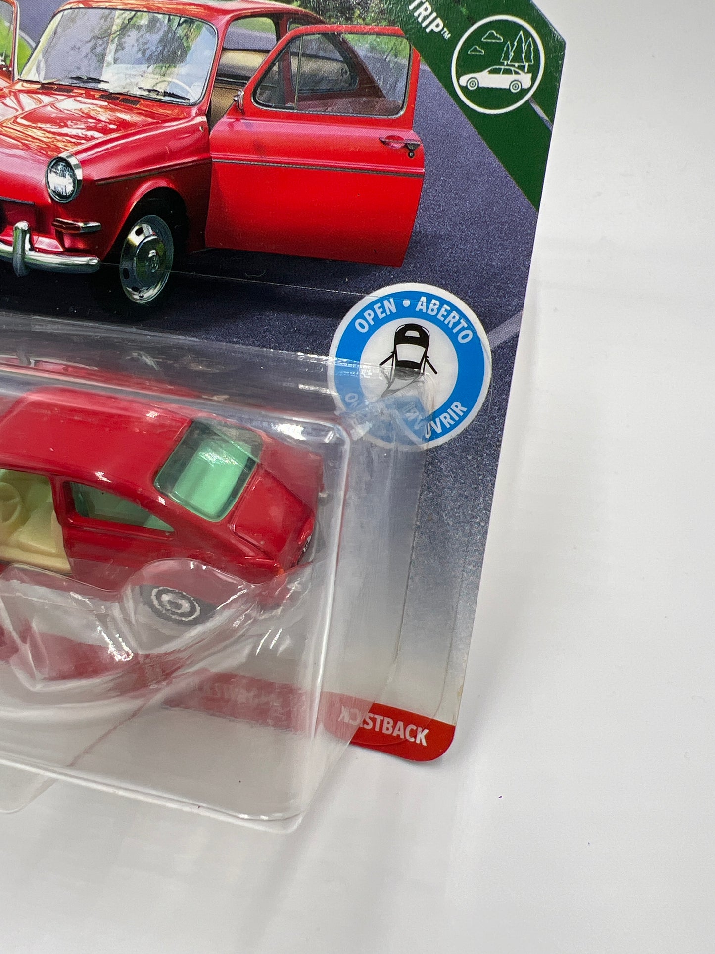 Matchbox Moving Parts MBX Road Trip 65 Volkswagen Type 3 Fastback Red 167J