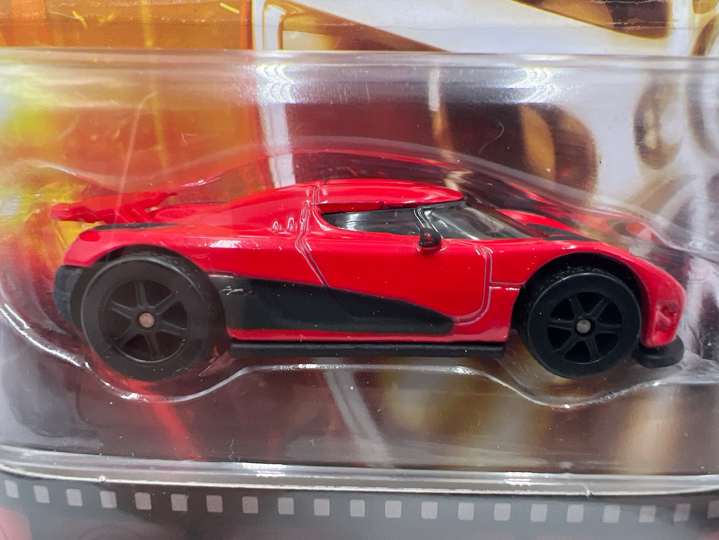 Hot Wheels Premium Retro Entertainment Need For Speed Koenigsegg Agera R Red W/Protector