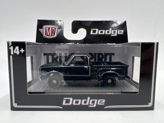 M2 Machines 1978 Dodge True Spirit Black R104