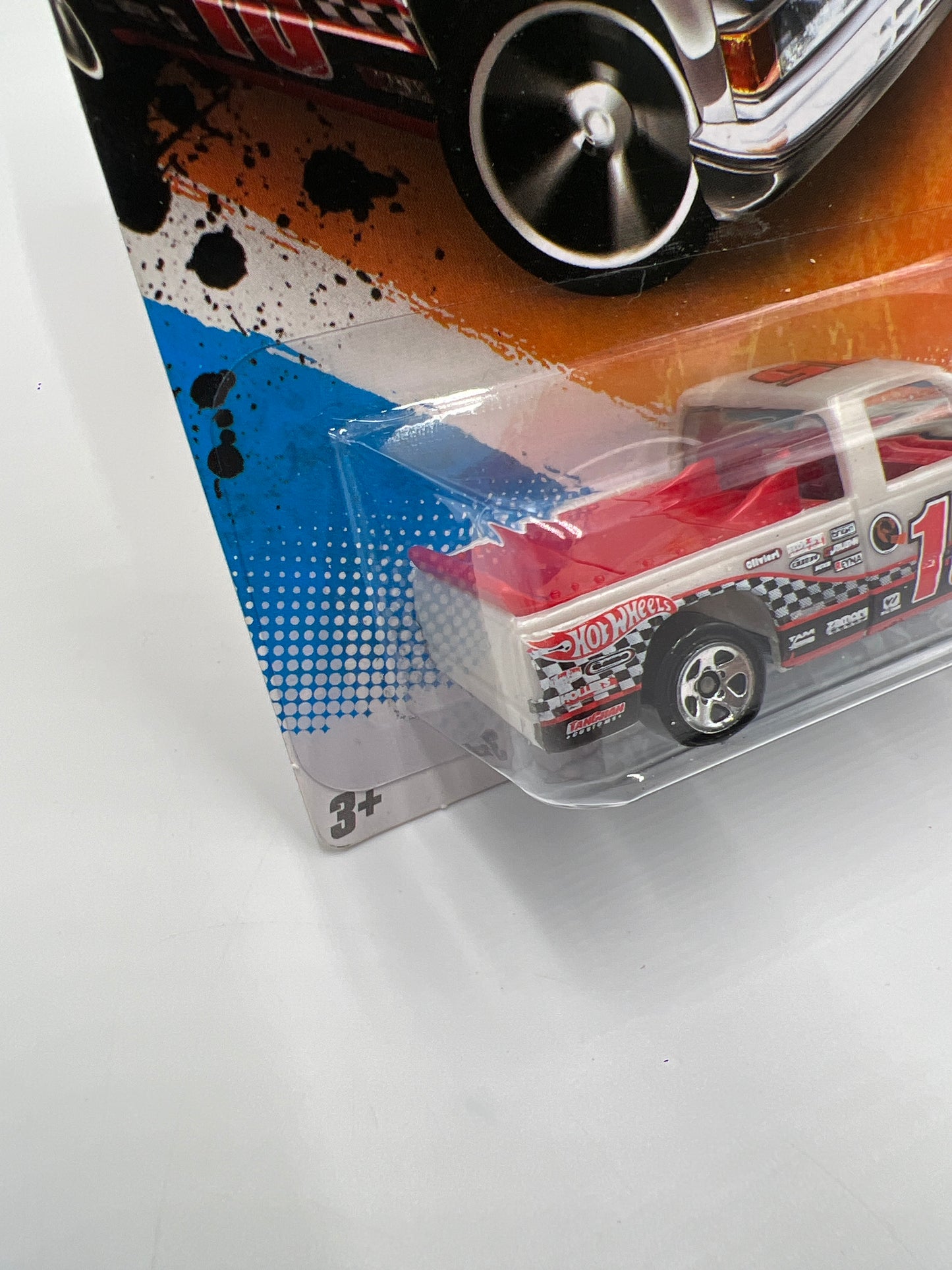 2011 Hot Wheels Track Stars #78 Chevy 1500 White 13B