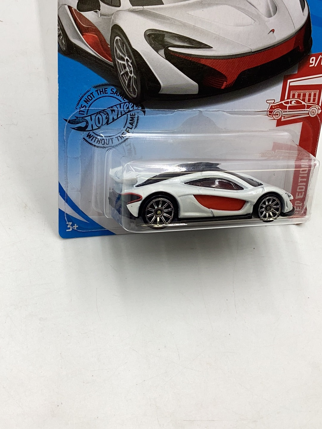 2020 Hot wheels Red edition #149 Mclaren P1 153E