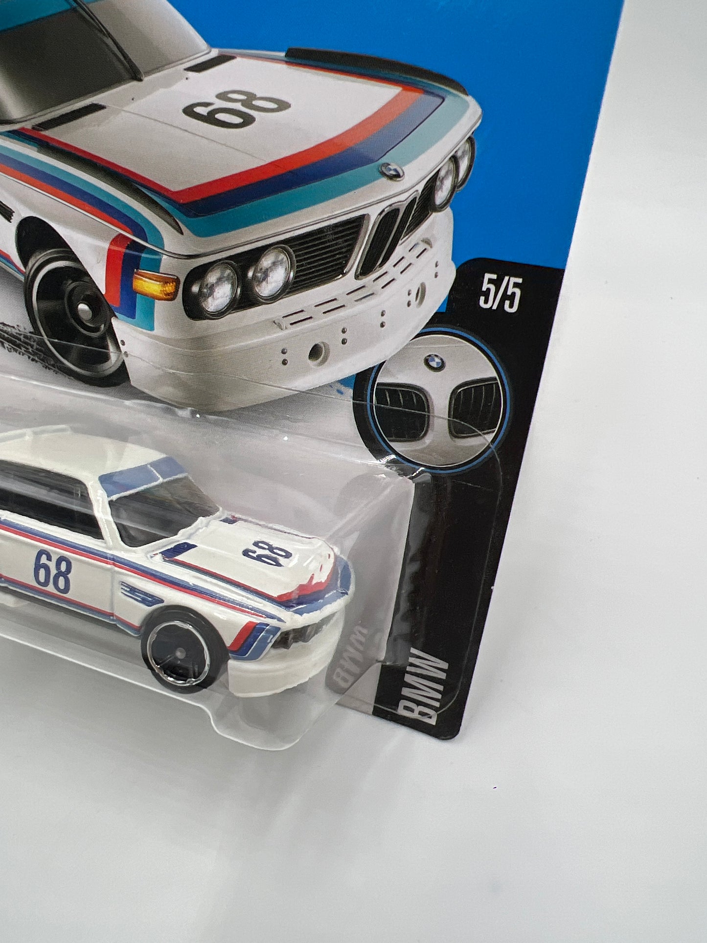2016 Hot Wheels BMW #190 73 BMW 3.0 CSL Race Car White
