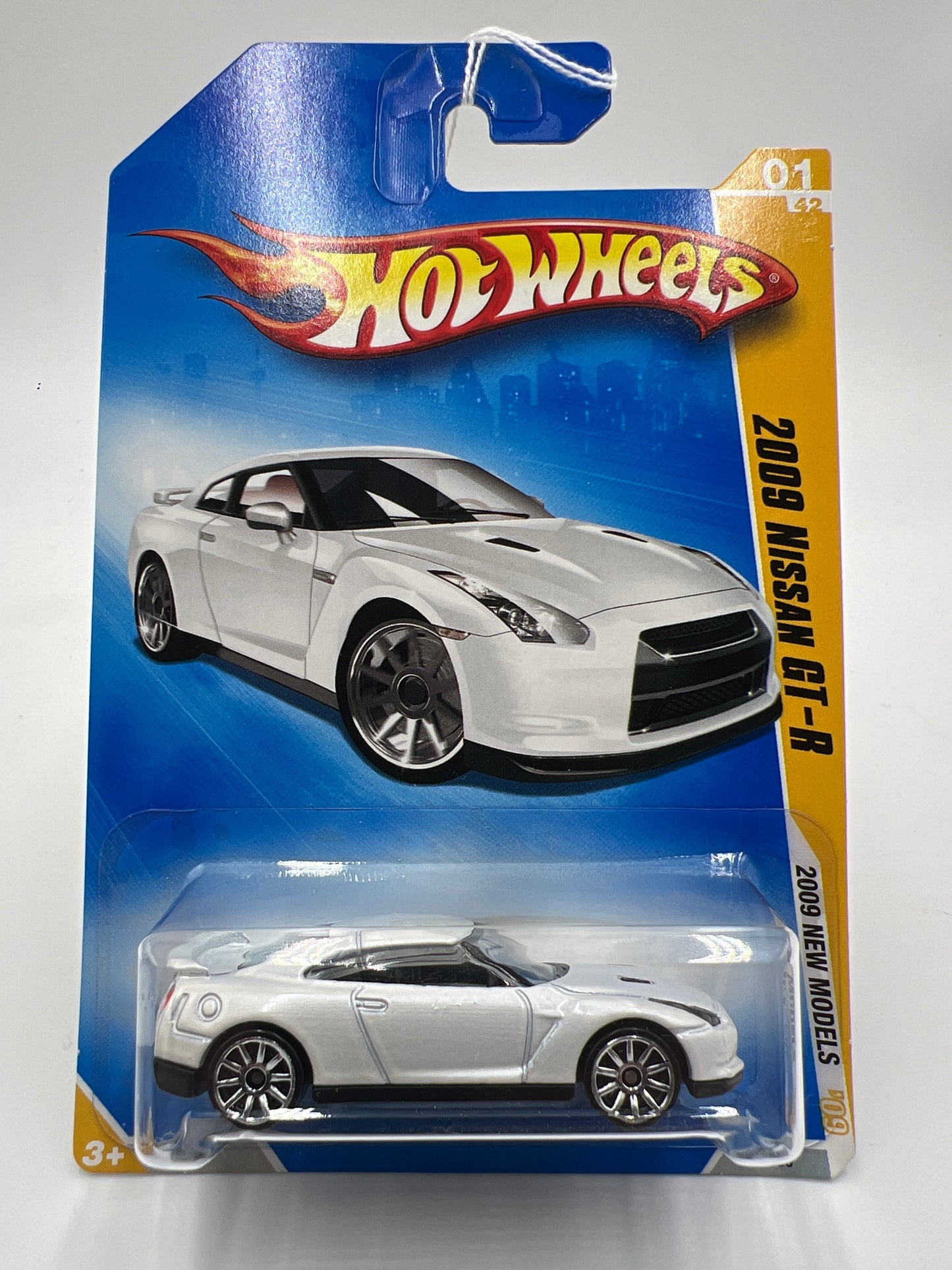 2009 Hot Wheels New Models #1 2009 Nissan GT-R White SR