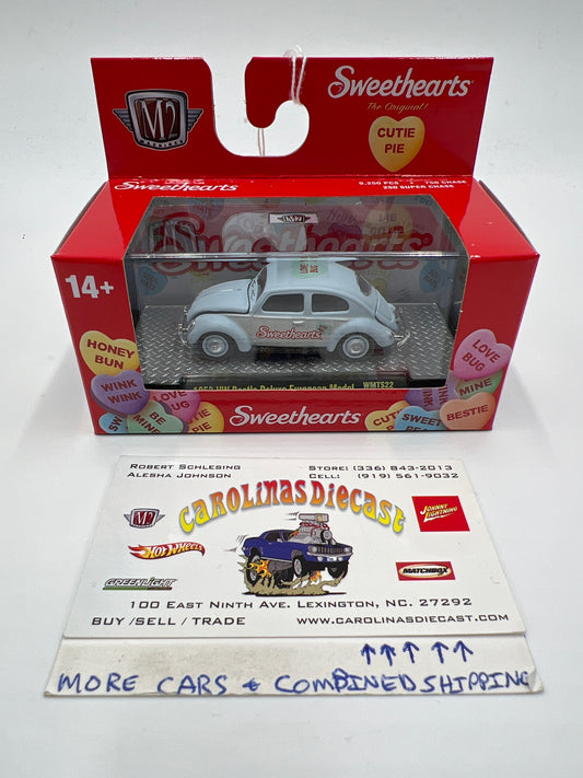 M2 Machines Walmart Exclusive Sweethearts 1953 VW Beetle Deluxe European Model Light Blue WMTS22