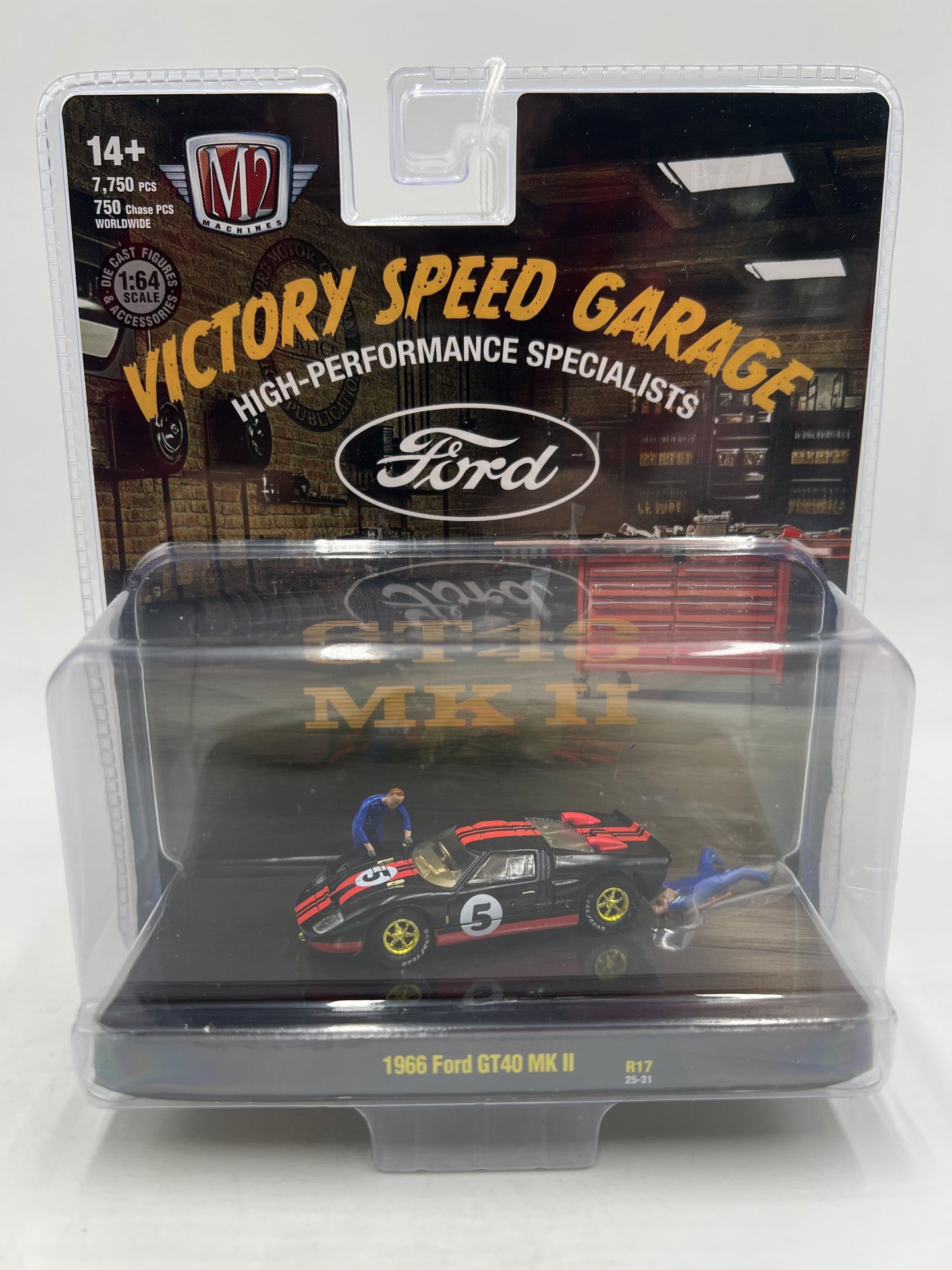 M2 Machines Diorama R17 CHASE 1966 Ford GT40 MK II
