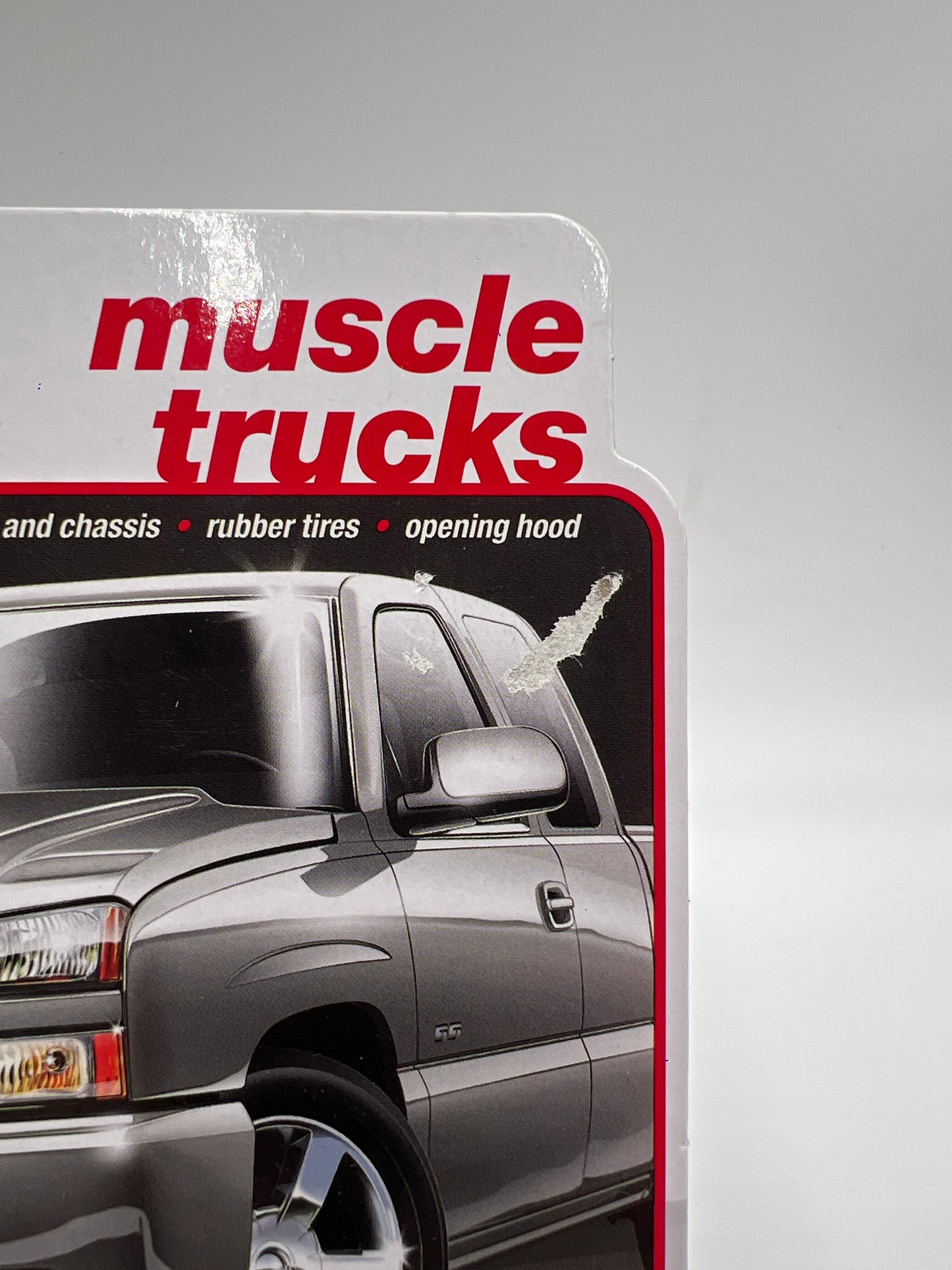 Auto World Muscle Trucks Release 4 Version A Cateye 2006 Chevy Silverado SS Silver 183C