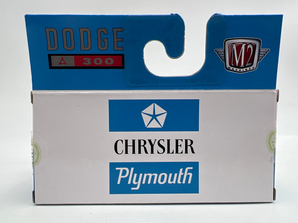 M2 Machines R111 1972 Dodge D-300 Tow Truck Blue/White
