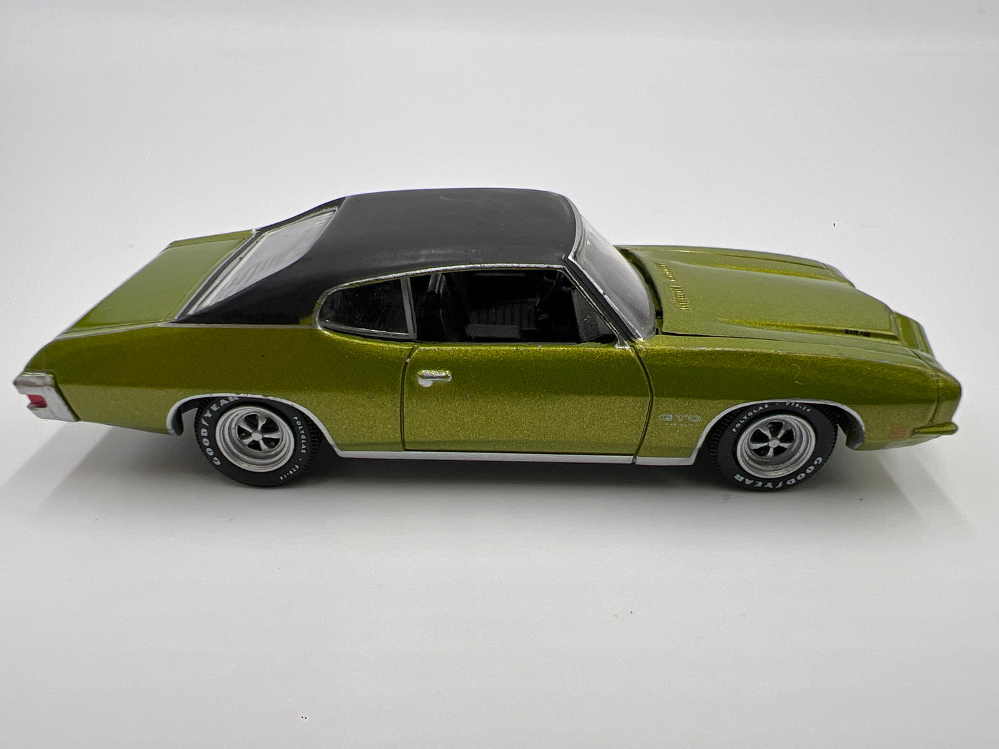 Greenlight Route 66 U.S.A Collector Pack 1971 Pontiac GTO Green Loose