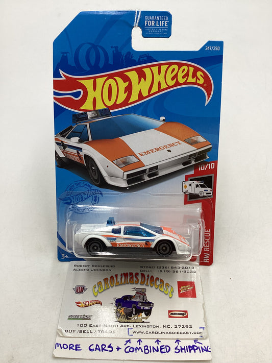 2021 Hot wheels Treasure Hunt #247 Lamborghini Countach Police Car 275D