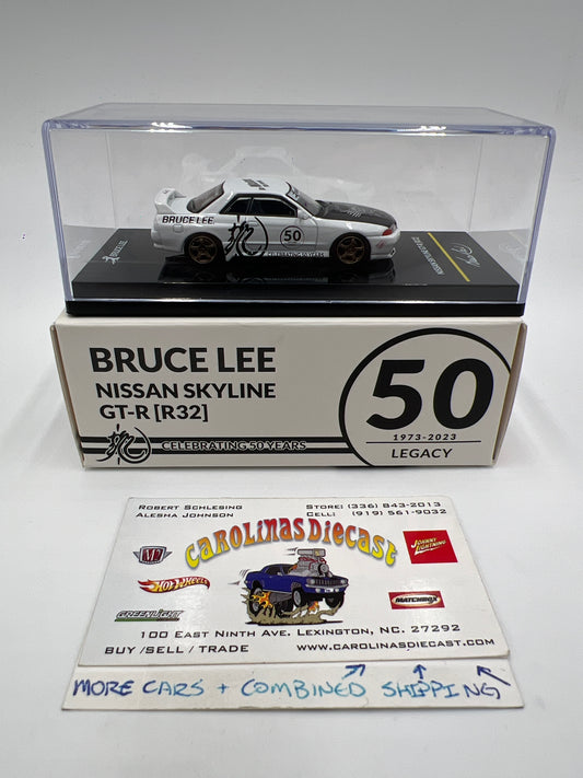 Inno64 1/64 Bruce Lee 50 Years Legacy Set Nissan Skyline GT-R R32 White