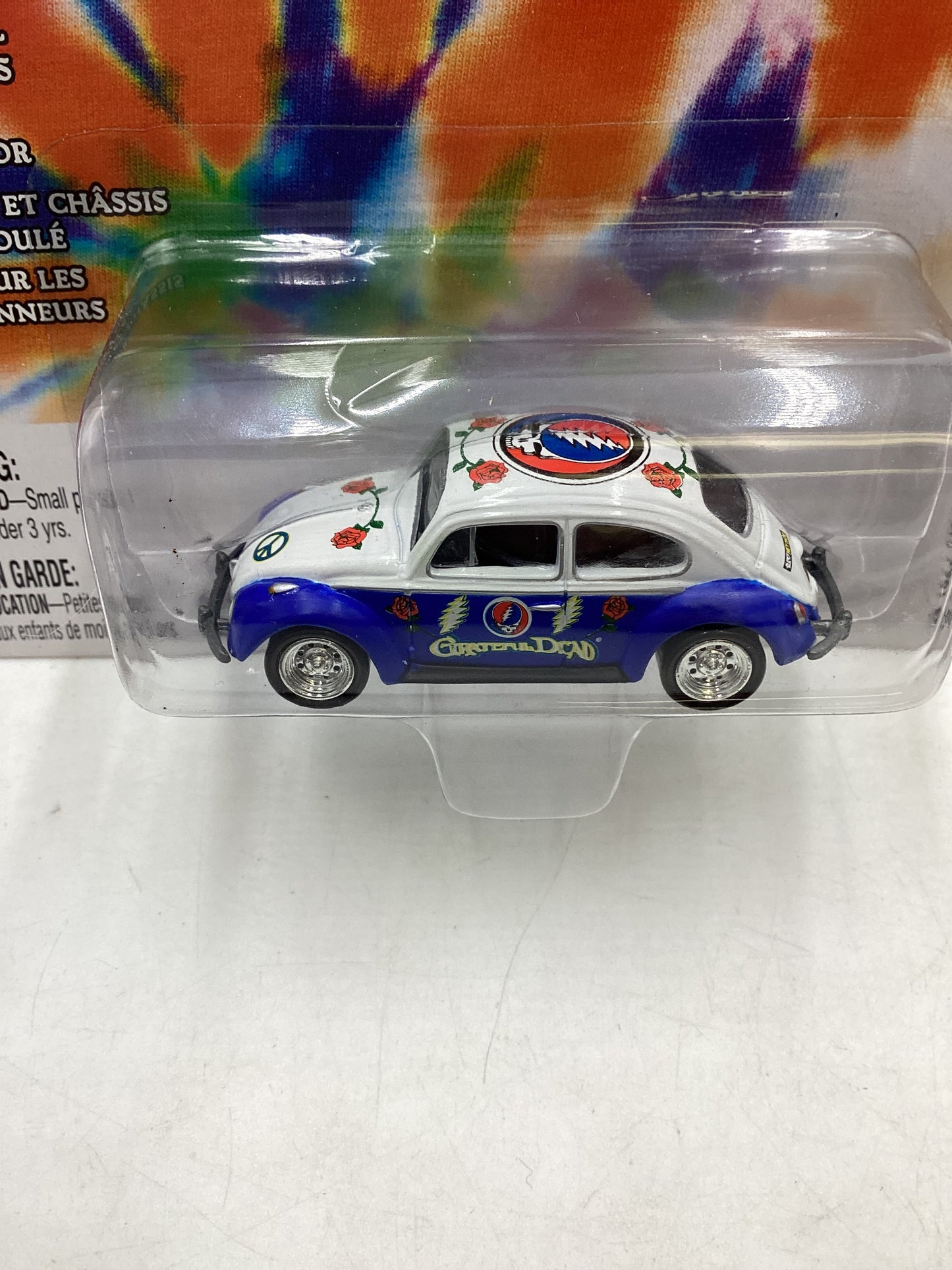 Johnny Lightning Grateful Dead 1966 Volkswagen Beetle Blue/White