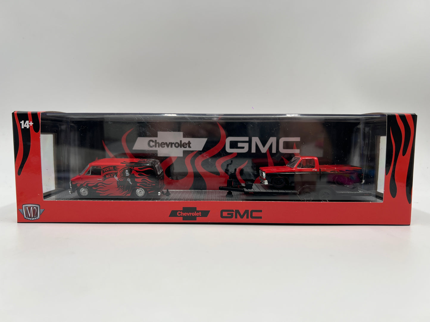 M2 Machines Auto Haulers 1973 Chevrolet Van G10 & 1976 GMC Sierra Grande 15 Custom R84