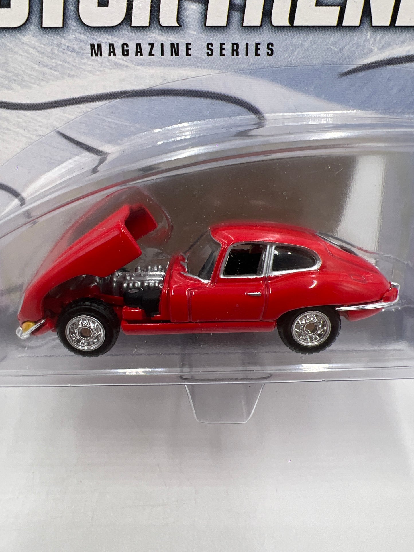 Hot Wheels Premium 100% Motor Trend #4 Jaguar XKE Red