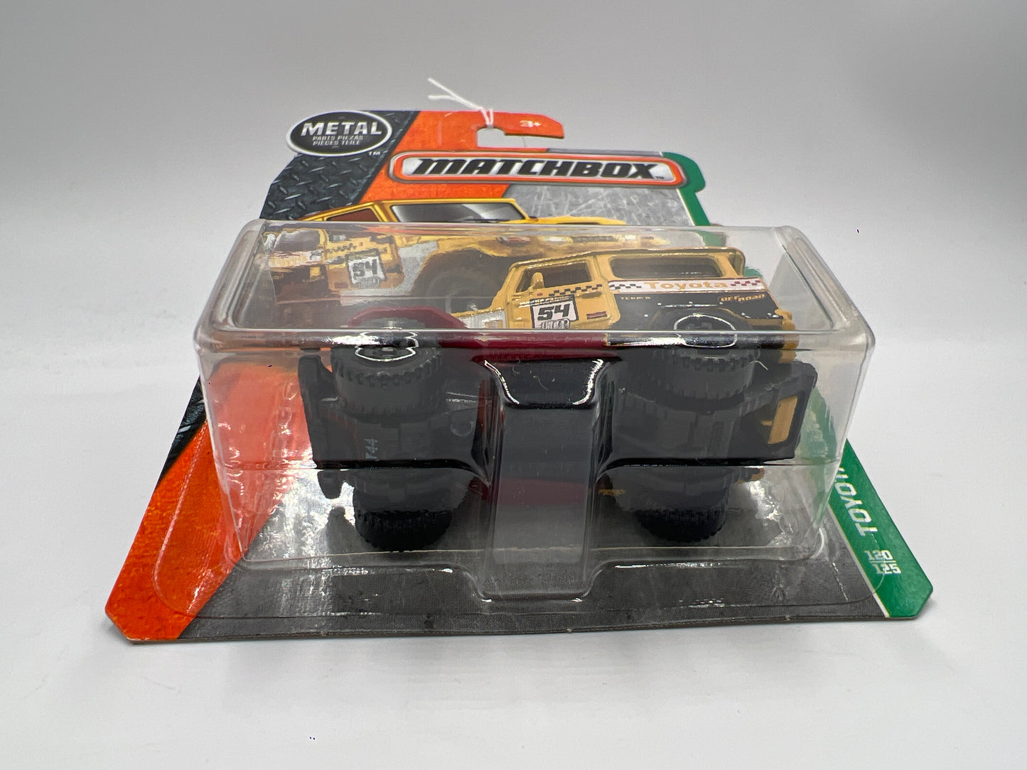 Matchbox MBX Explorers #120 Toyota Land Cruiser FJ40 Yellow 206E