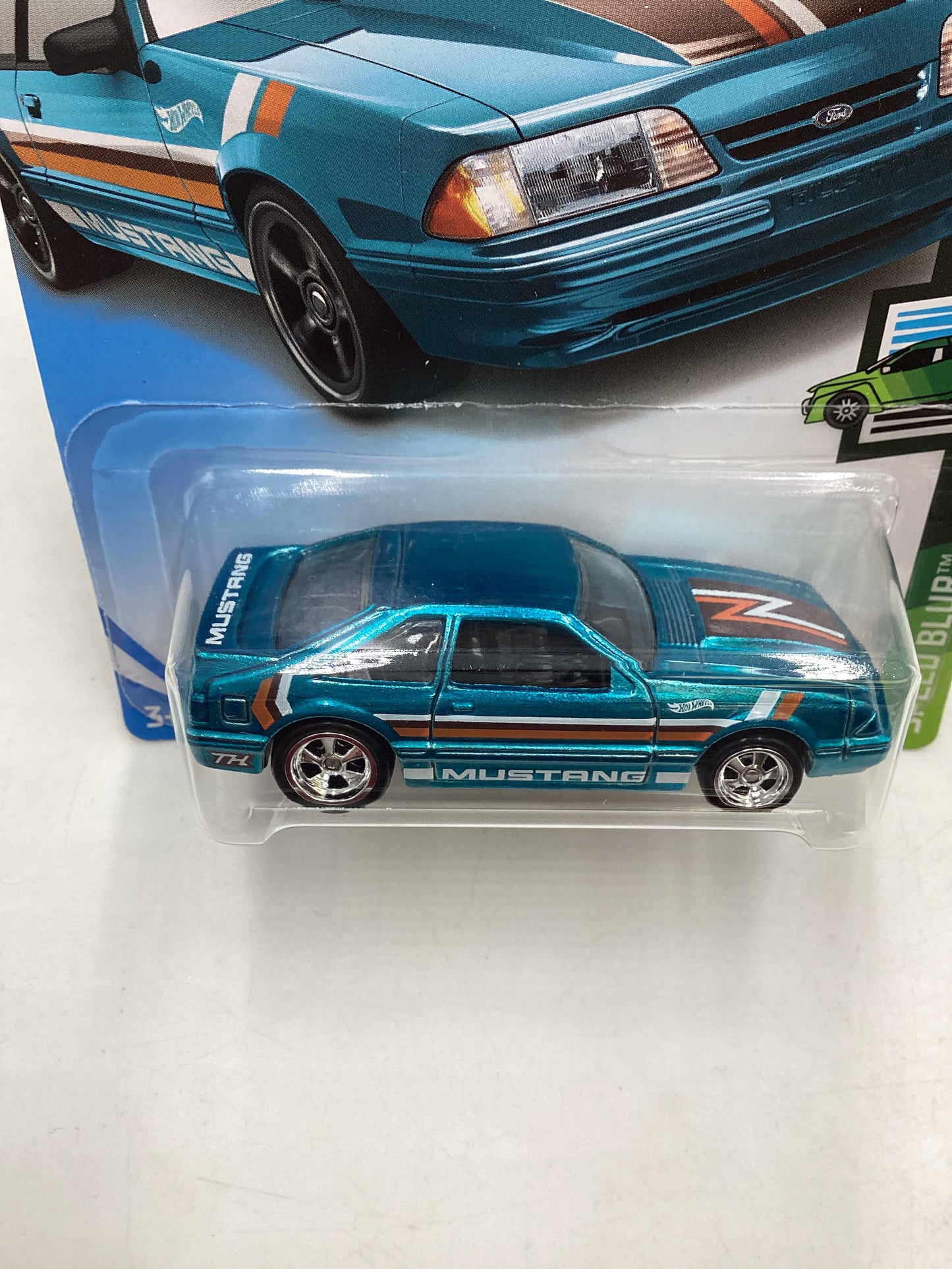 2019 Hot Wheels Super Treasure Hunt #152 92 Ford Mustang Blue W/Protector